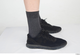 Brett black sneakers foot 0007.jpg